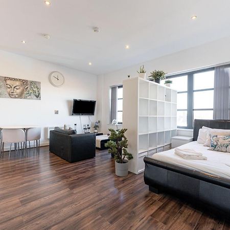 Lavish Loft Conversion - Birmingham City Centre - Amazing Location 外观 照片